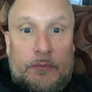 Meet your Posher, Adam